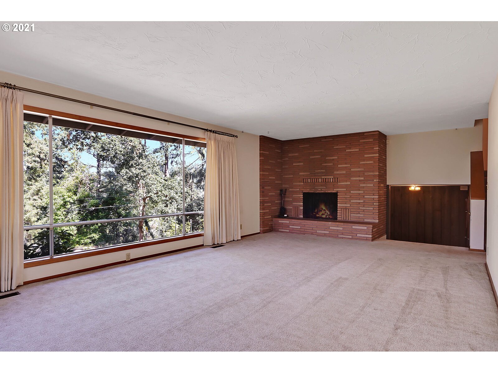 6852 Macleay Road Southeast Salem, OR 97317 - Photo 4 of 32 Gallery Image 4