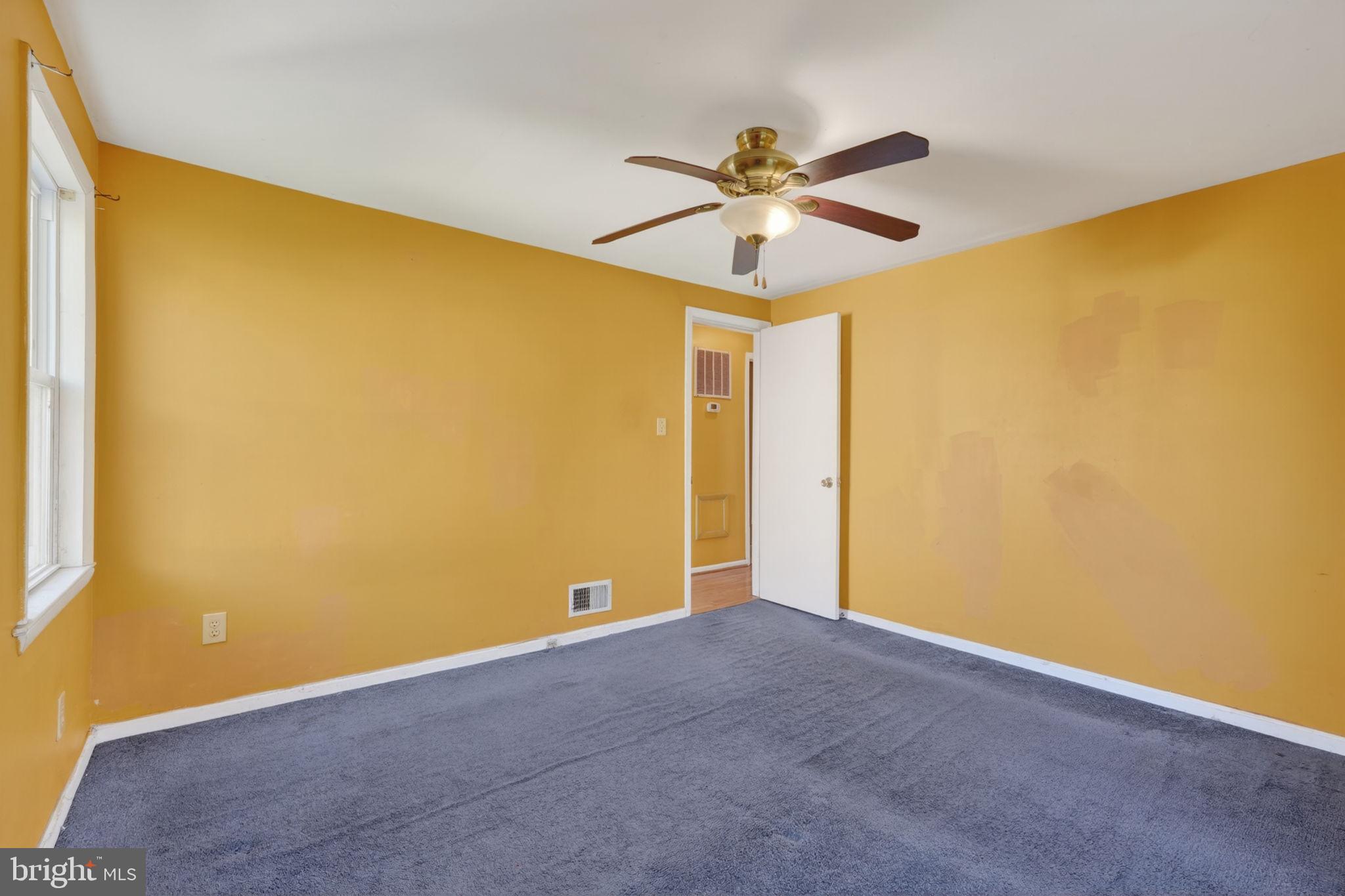 5441 Taussig Road Bladensburg, MD 20710 - Photo 15 of 37 a view of an empty room with a window