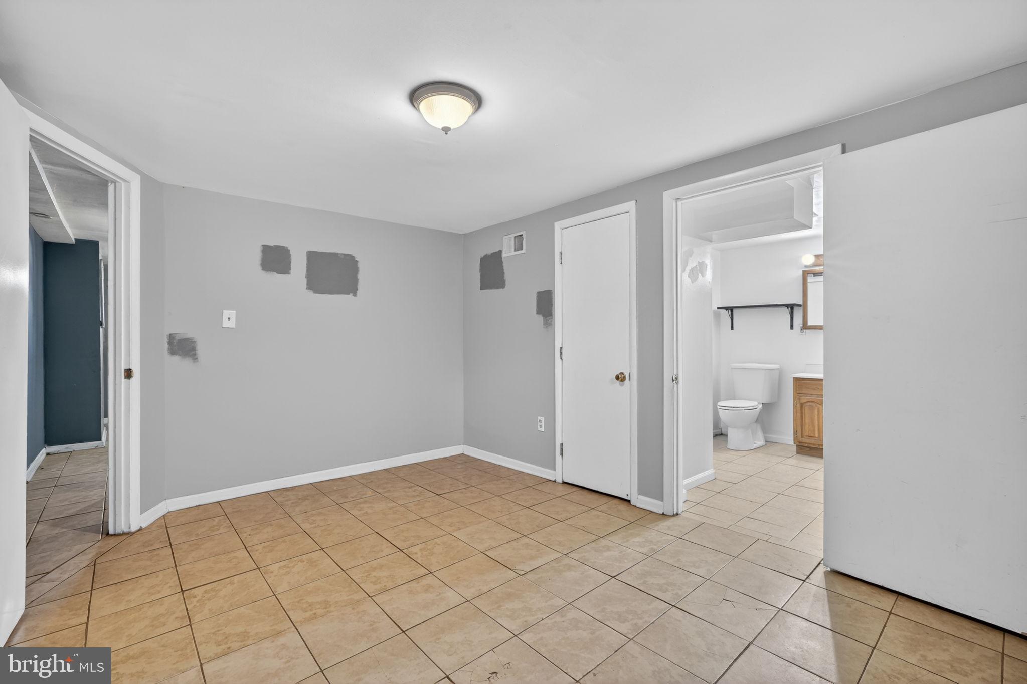5441 Taussig Road Bladensburg, MD 20710 - Photo 26 of 37 a view of an empty room and window