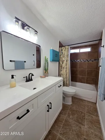 $125,000 | 2233 East Behrend Drive, Unit 26, Phoenix, AZ 85024