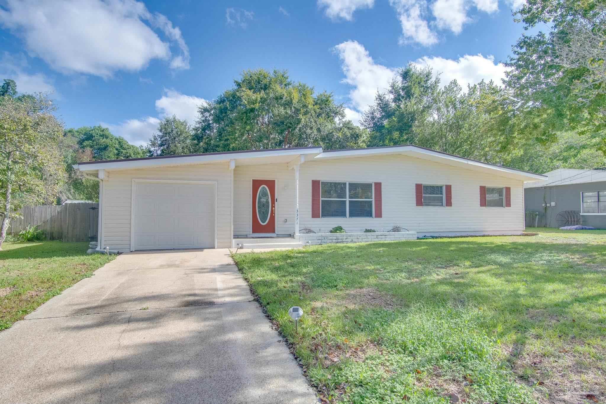 3371 Wellington Road Pensacola, FL 32504 - Photo 2 of 39