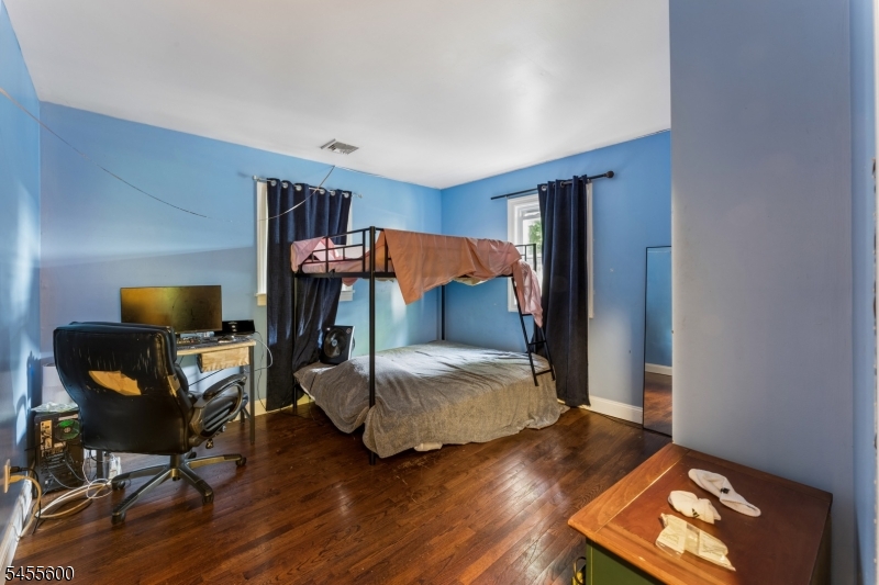 560 Dell Road Landing, NJ 07850 - Photo 18 of 29 Gallery Image 18