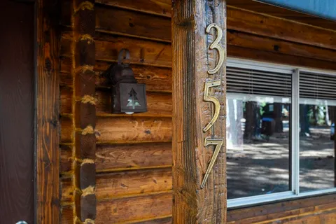 a view of entrance door of the house