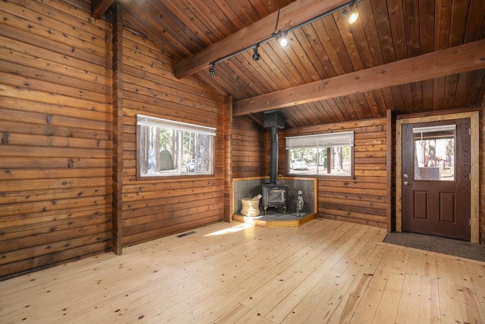 357 Wawasee Avenue Tahoe Vista, CA 96148 - Photo 9 of 28 a view of outdoor space