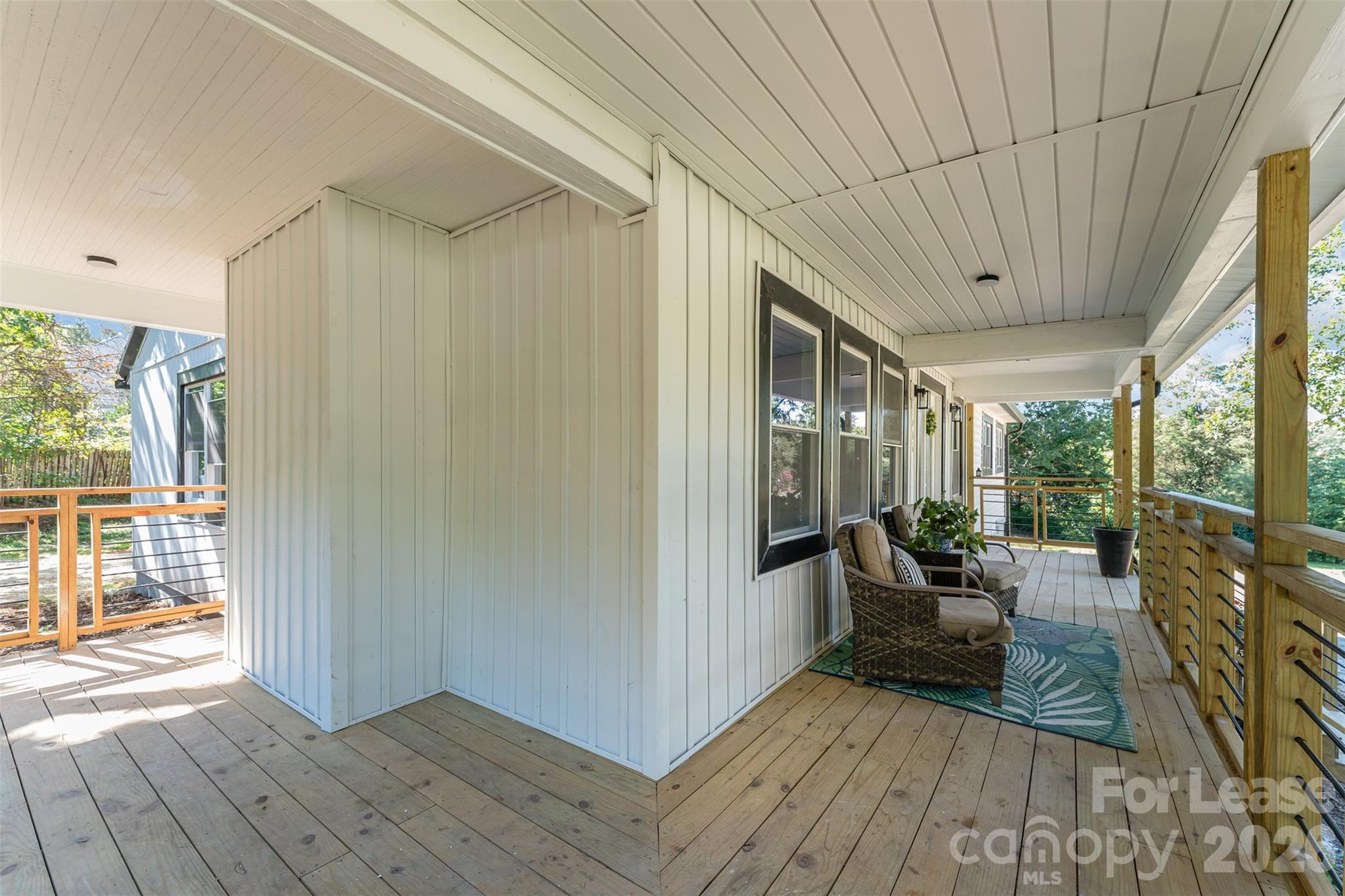 1906 New Garden Road Greensboro, NC 27410 - Photo 7 of 35