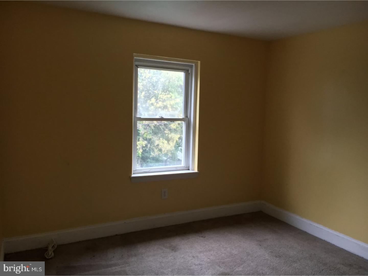 1061 Collings Road Camden, NJ 08104 - Photo 8 of 14