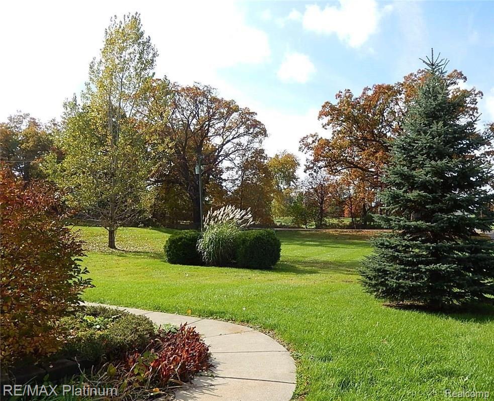 3347 Pingree Road Howell, MI 48843 - Photo 58 of 63 58.JPG