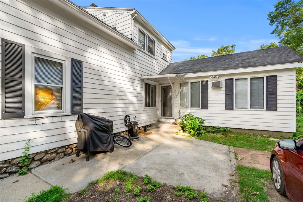 3-7 Stidsen Way Worcester, MA 01604 - Photo 5 of 36