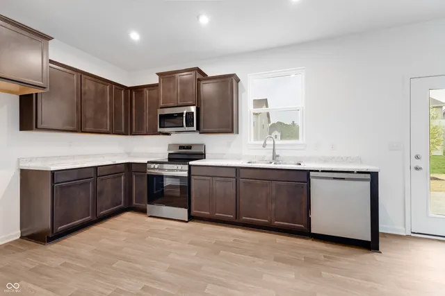 $324,999 | 1147 Stubble Run, Danville, IN 46122