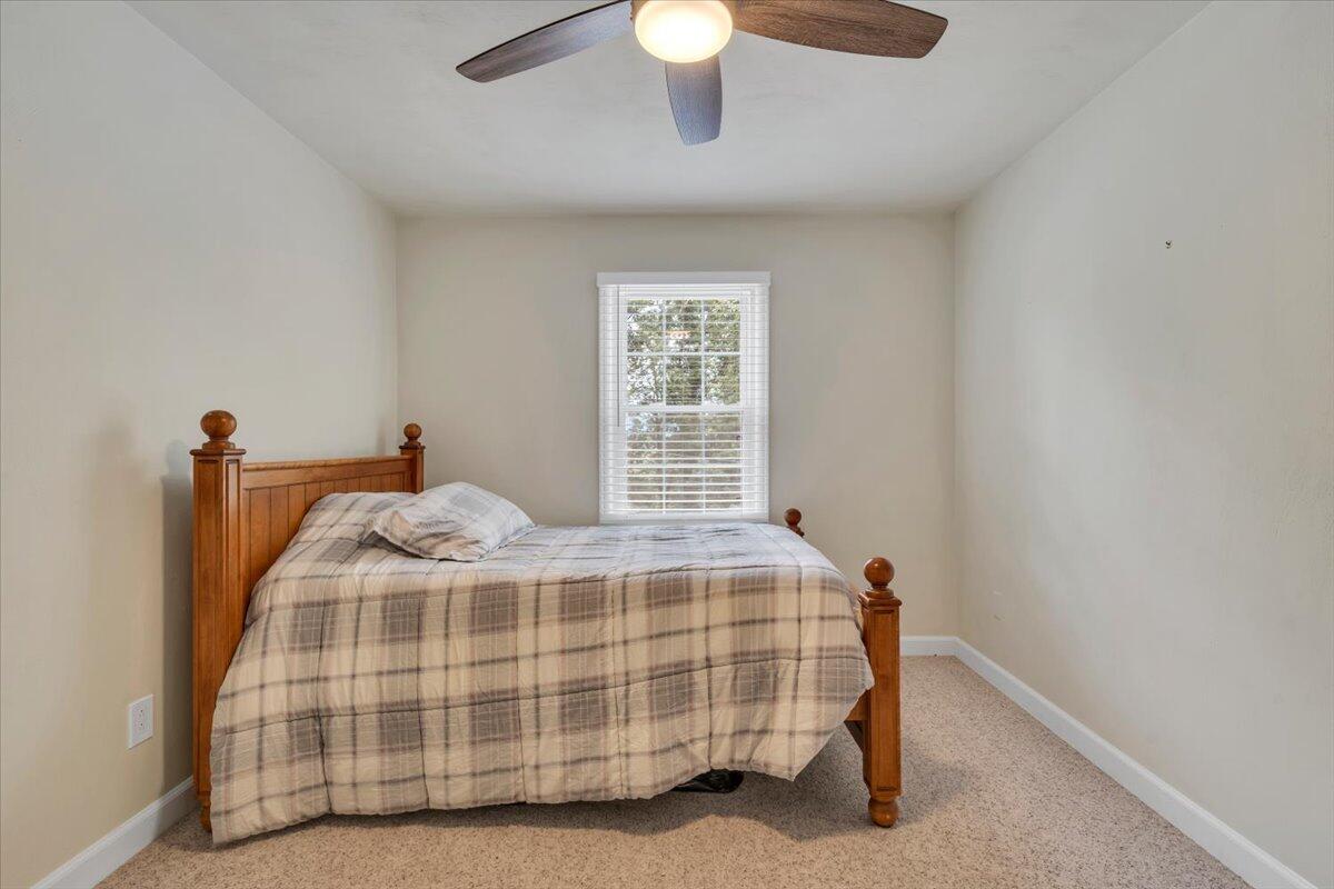 3030 Sedgefield Road Southwest Roanoke, VA 24018 - Photo 21 of 49 20-MIB06942