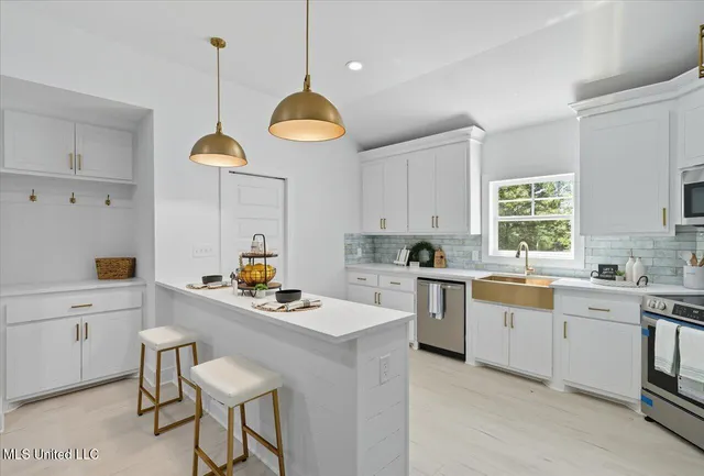 $339,500 | 151 Pat Luckett Road, Canton, MS 39046