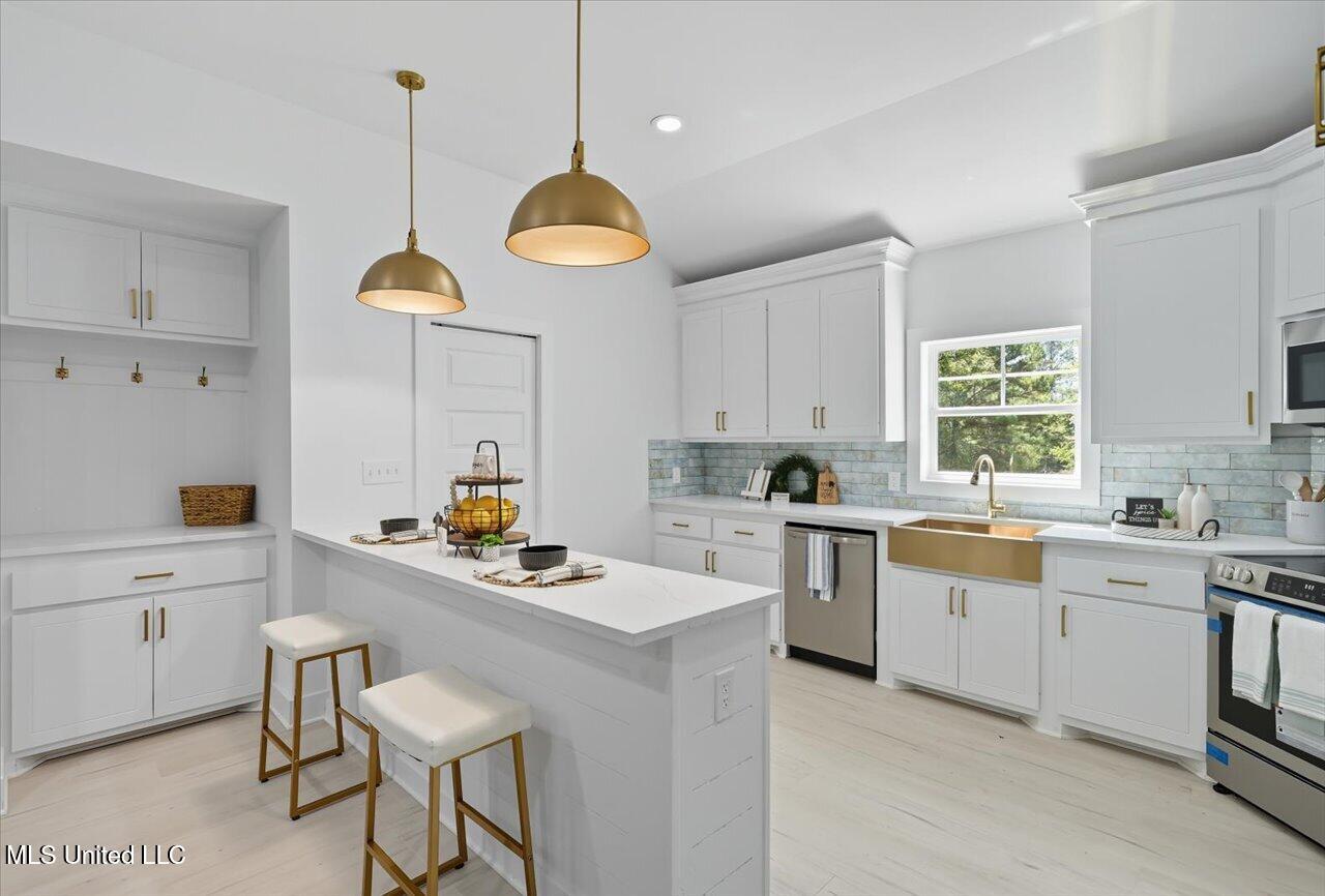 151 Pat Luckett Road Canton, MS 39046 - Photo 4 of 28 09-151 Pat Luckett Rd - Home Tours MS