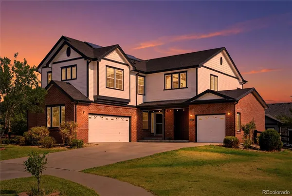 $700,000 | 122 North De Gaulle Street, Aurora, CO 80018