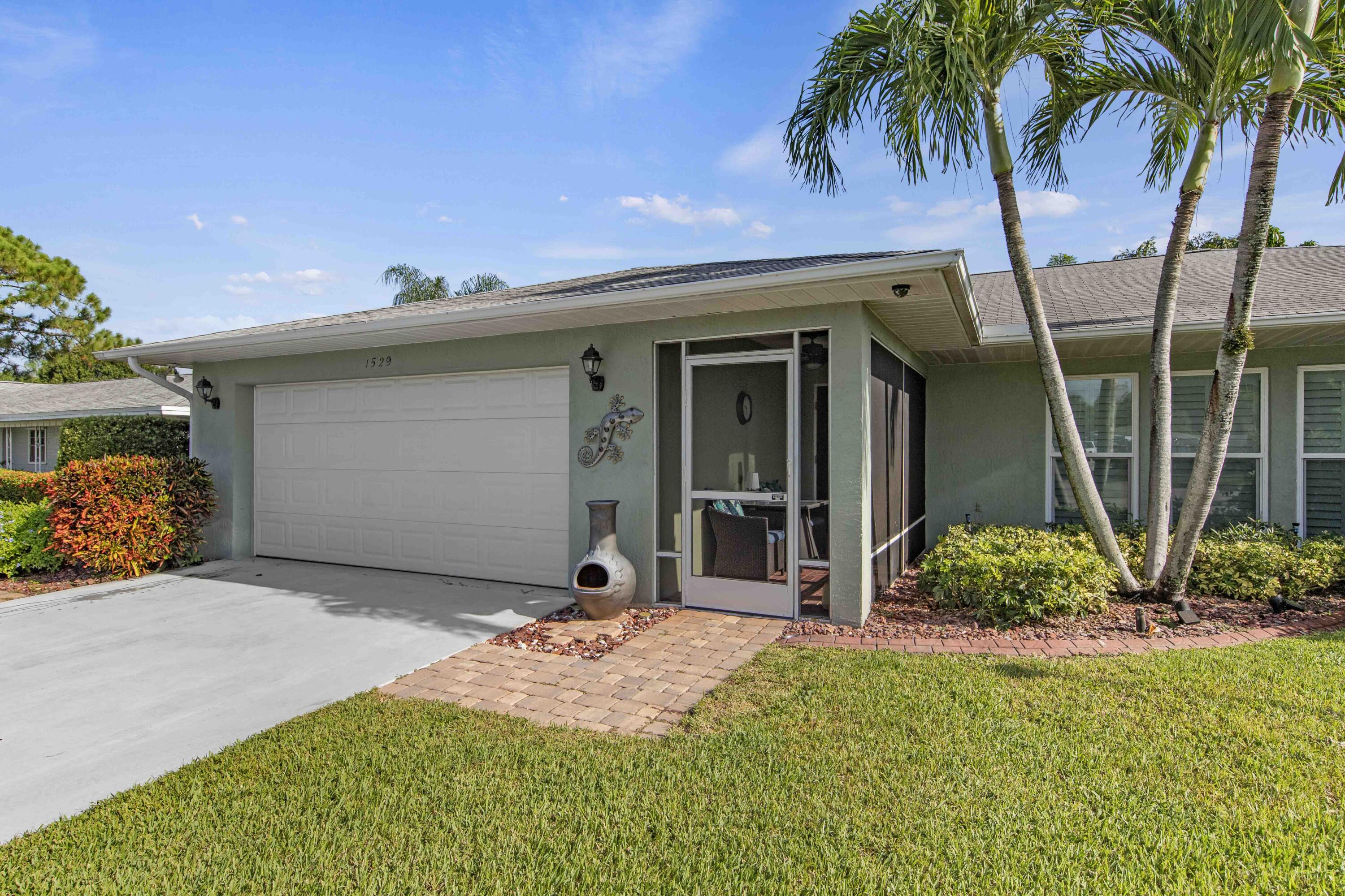 1529 Southeast Pitcher Road Port St. Lucie, FL 34952 - Photo 12 of 60 IMG_3112