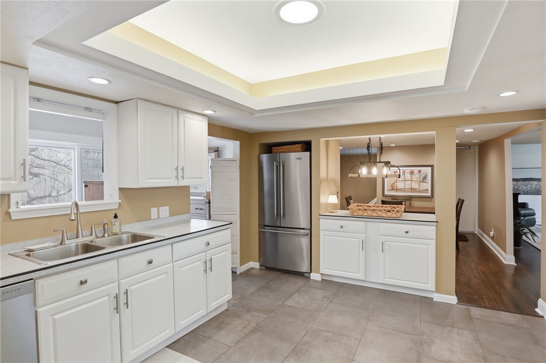 4561 Allen Road Canandaigua Town, NY 14424 - Photo 14 of 38 Kitchen