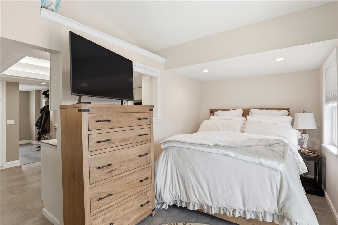 4561 Allen Road Canandaigua Town, NY 14424 - Photo 20 of 38 Bedroom 1