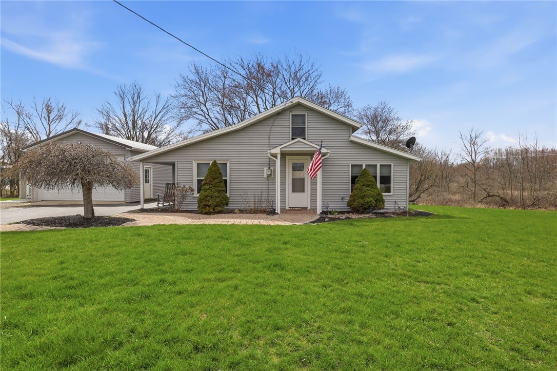4561 Allen Road Canandaigua Town, NY 14424 - Photo 2 of 38 Exterior front