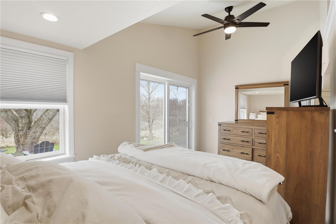 4561 Allen Road Canandaigua Town, NY 14424 - Photo 21 of 38 Bedroom 1