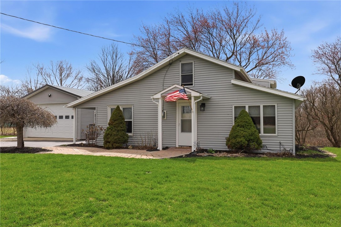 4561 Allen Road Canandaigua Town, NY 14424 - Photo 3 of 38 Exterior front