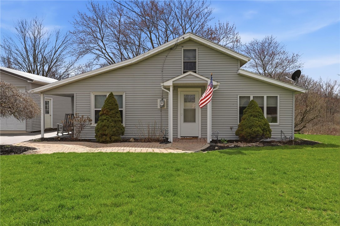 4561 Allen Road Canandaigua Town, NY 14424 - Photo 4 of 38 Exterior front