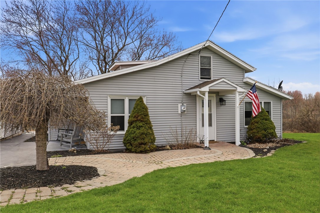 4561 Allen Road Canandaigua Town, NY 14424 - Photo 5 of 38 Exterior front