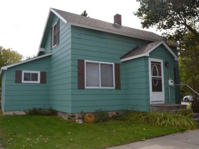 1404 Eagle Street Rhinelander, WI 54501 - Photo 1 of 20 Gallery Image 1