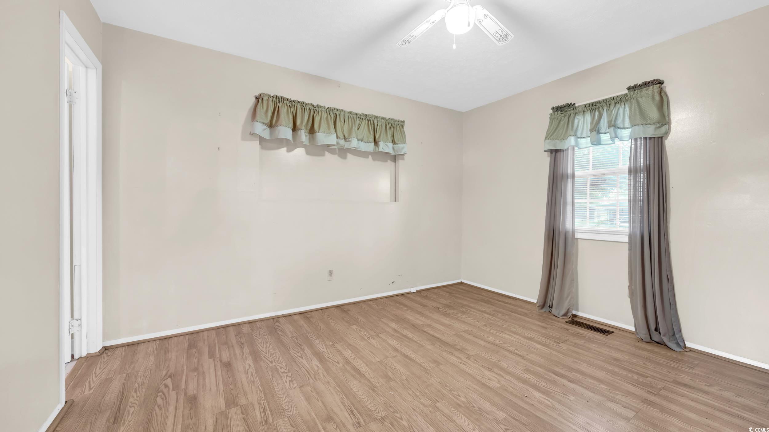 446 Sandridge Road Little River, SC 29566 - Photo 8 of 35 Gallery Image 8