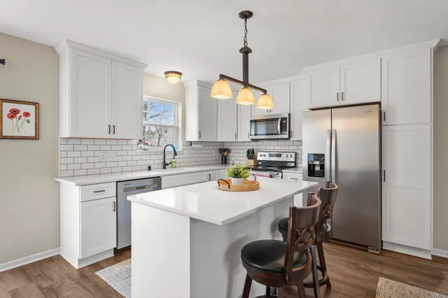 $445,000 | 513 Bridlewood Lane, Watertown, WI 53094