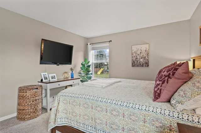 $445,000 | 513 Bridlewood Lane, Watertown, WI 53094