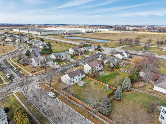 $445,000 | 513 Bridlewood Lane, Watertown, WI 53094