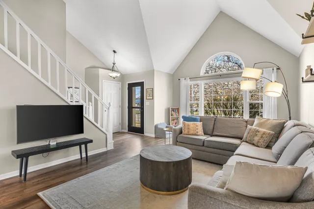 $445,000 | 513 Bridlewood Lane, Watertown, WI 53094