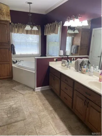 $574,900 | 15336 Middle Creek Road, Dexter, MO 63841