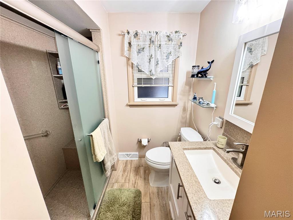 2141 Sunswept Lane High Ridge, MO 63049 - Photo 24 of 47