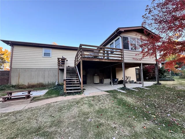 $325,000 | 2141 Sunswept Lane, High Ridge, MO 63049