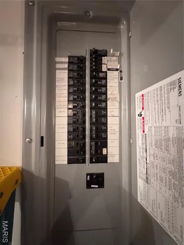 $325,000 | 2141 Sunswept Lane, High Ridge, MO 63049