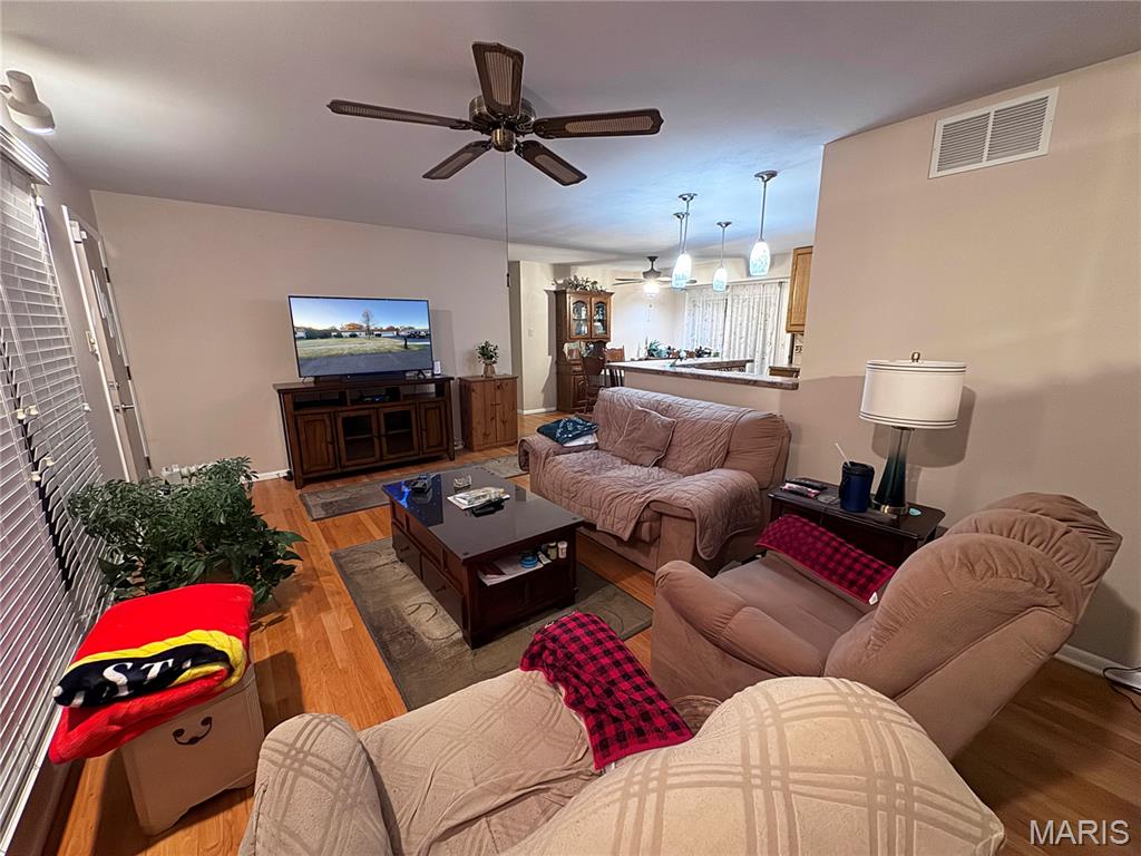 2141 Sunswept Lane High Ridge, MO 63049 - Photo 7 of 47