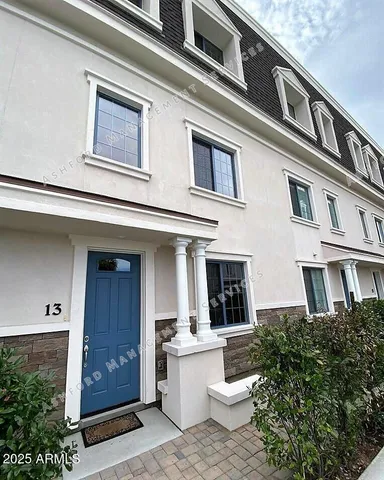 a house view with a outdoor space