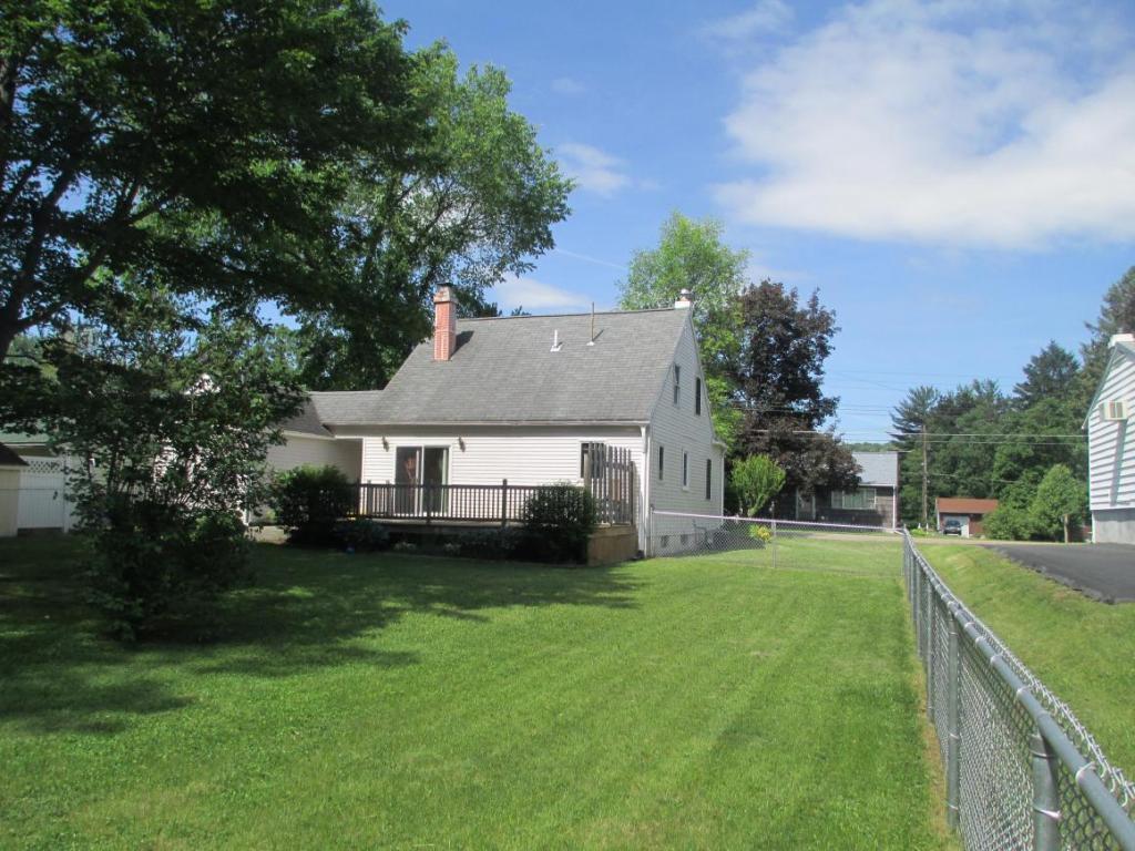 24 Highland Road Binghamton, NY 13901 - Photo 5 of 7 Gallery Image 5