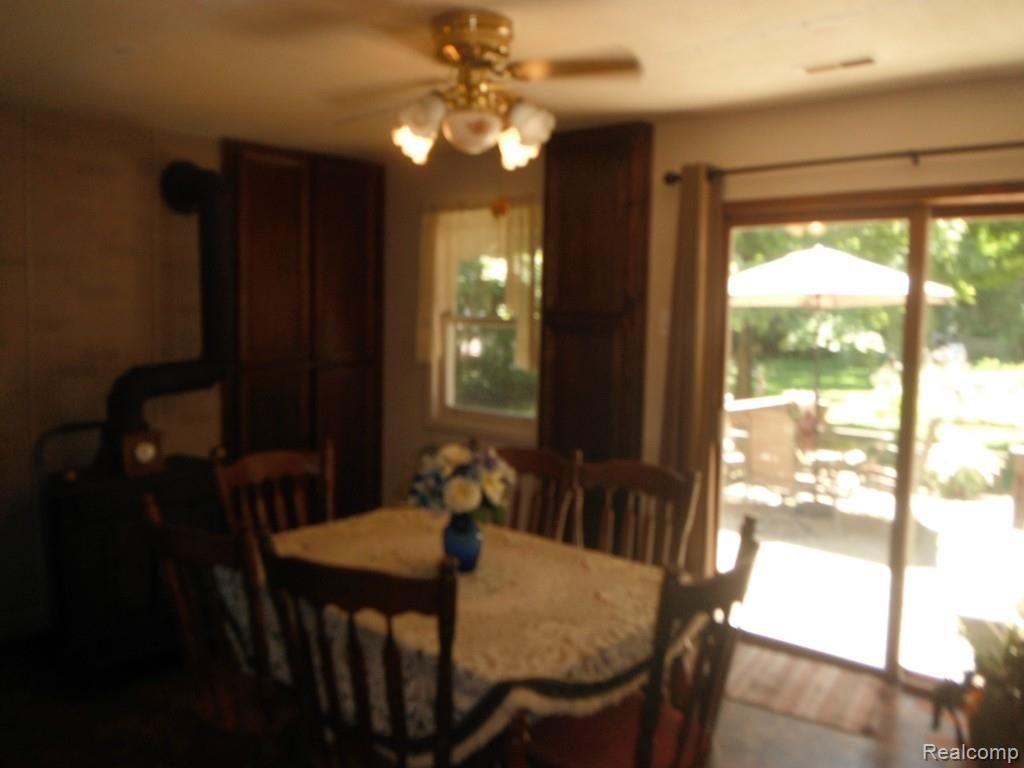 41405 Edison Lake Road Belleville, MI 48111 - Photo 15 of 21 41405 Edison Lake Rd 034.jpg