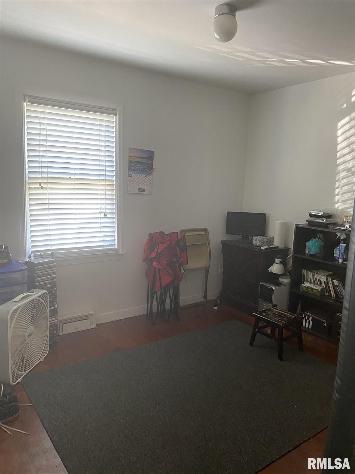 2237 South Spring Street Springfield, IL 62704 - Photo 8 of 26