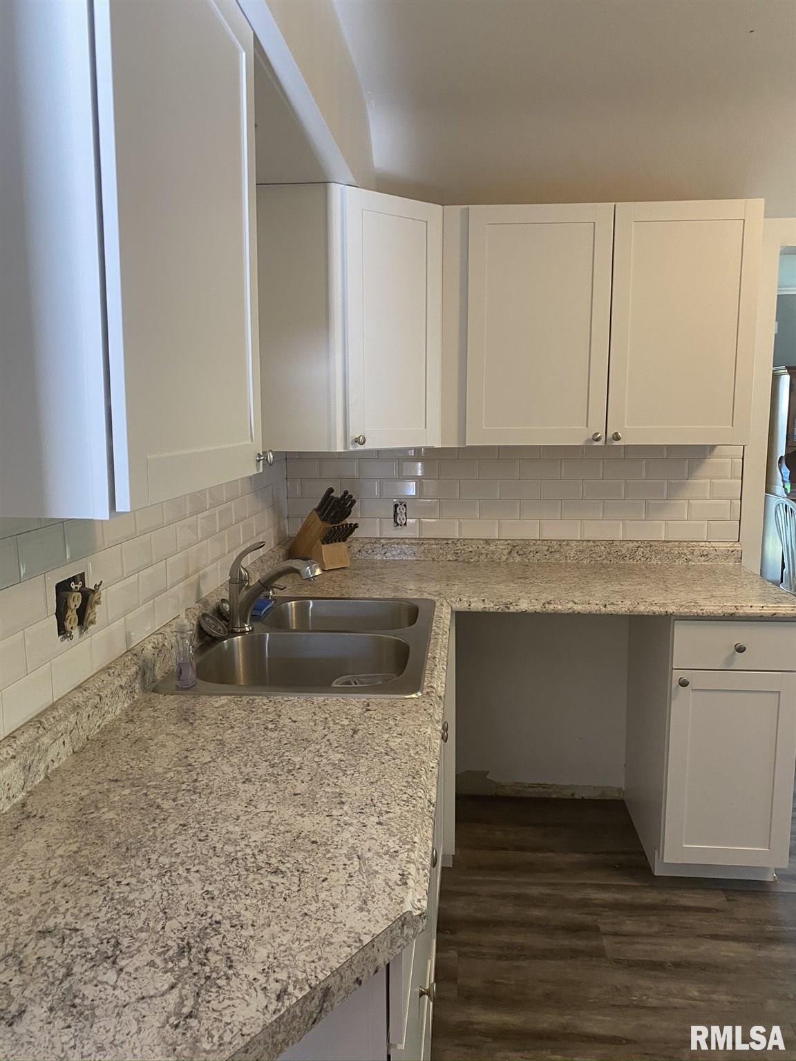 2237 South Spring Street Springfield, IL 62704 - Photo 10 of 26