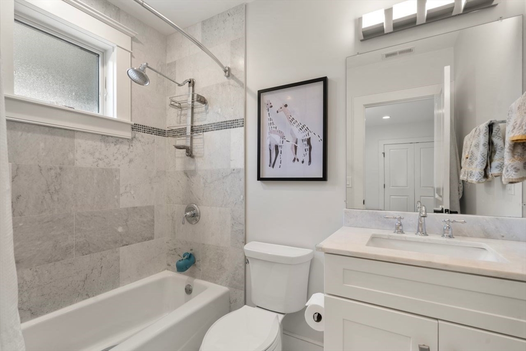 34 Winchester Road, Unit 34 Newton, MA 02458 - Photo 20 of 29 Gallery Image 20