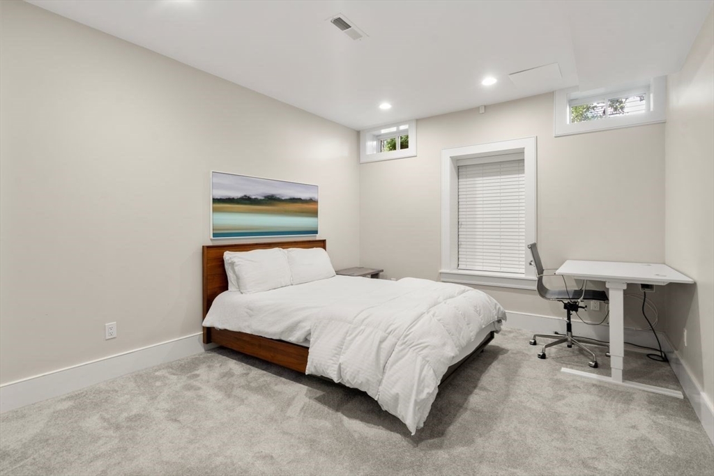 34 Winchester Road, Unit 34 Newton, MA 02458 - Photo 26 of 29 Gallery Image 26