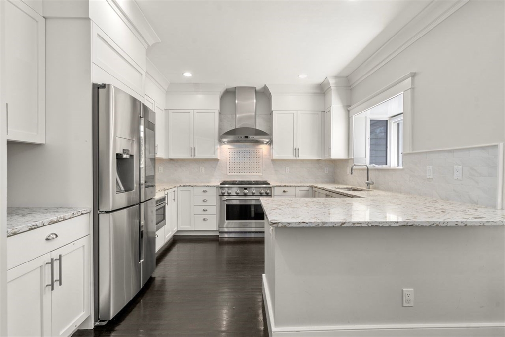 34 Winchester Road, Unit 34 Newton, MA 02458 - Photo 10 of 29 Gallery Image 10
