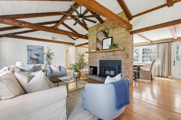 $799,000 | N60W38457 Blackhawk Drive, Oconomowoc, WI 53066