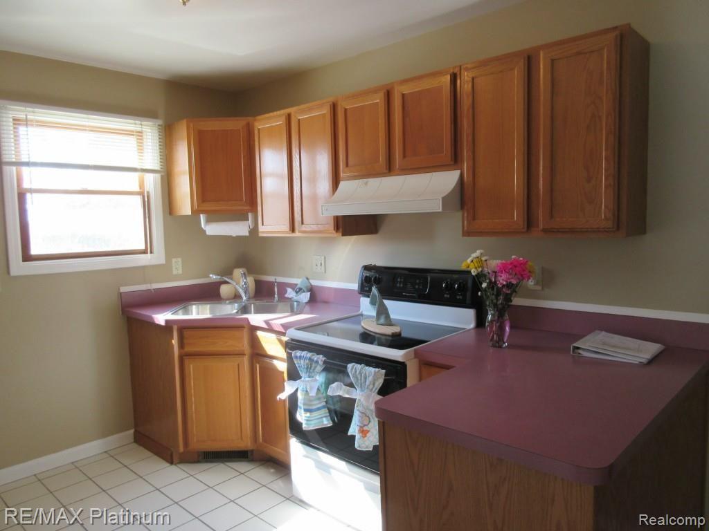 170 Chilson Road Howell, MI 48843 - Photo 17 of 24 IMG_0916.jpg