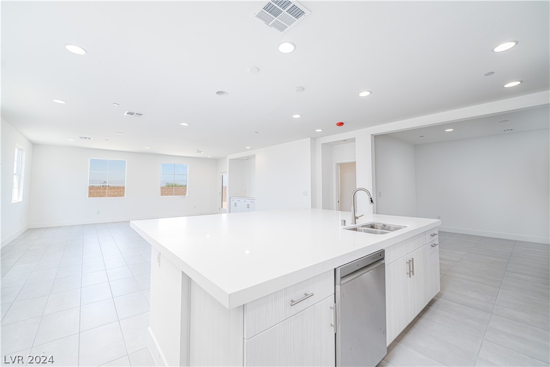 412 Jena Street Henderson, NV 89015 - Photo 10 of 51