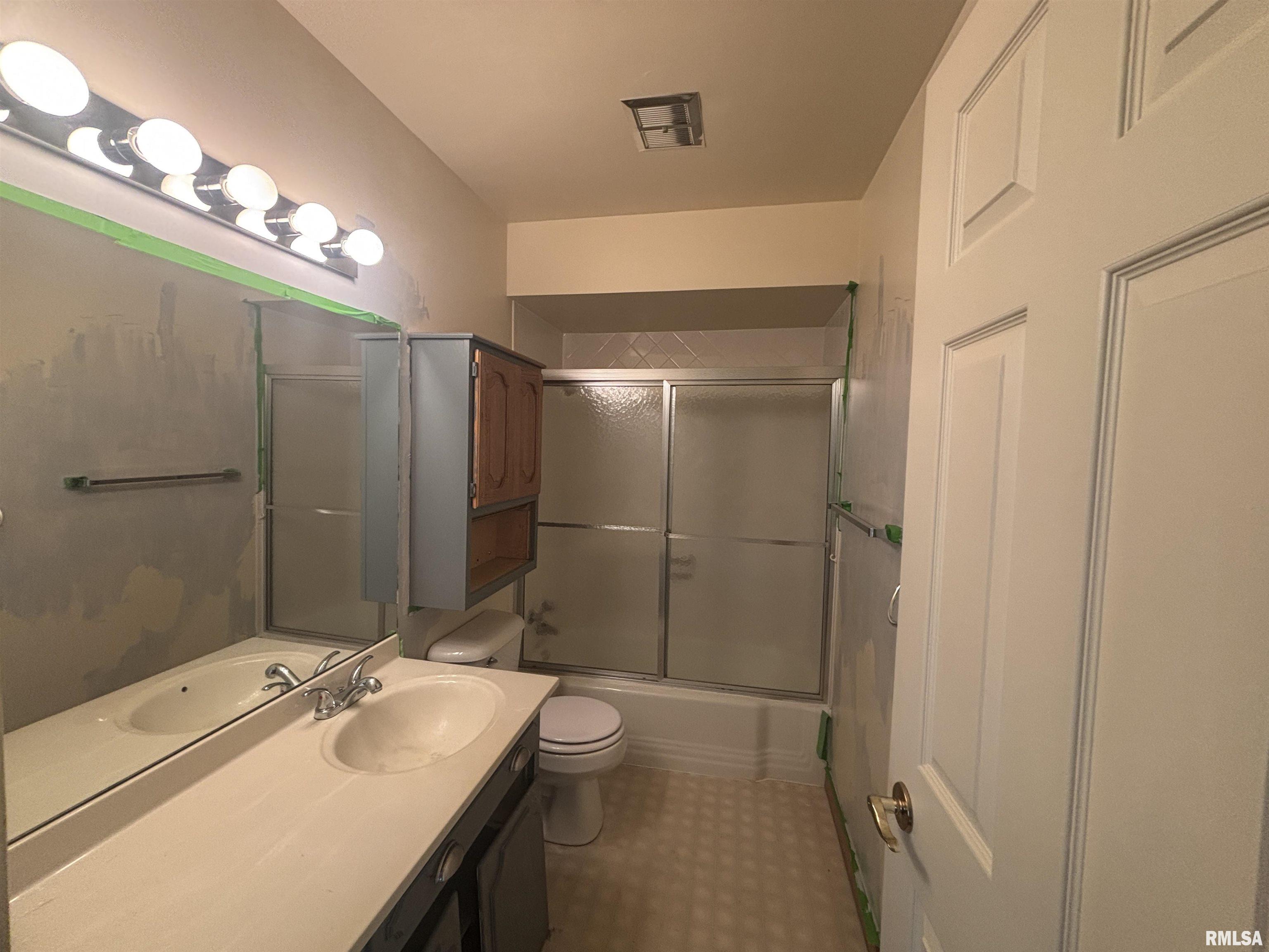 920 17th Street Moline, IL 61265 - Photo 11 of 17