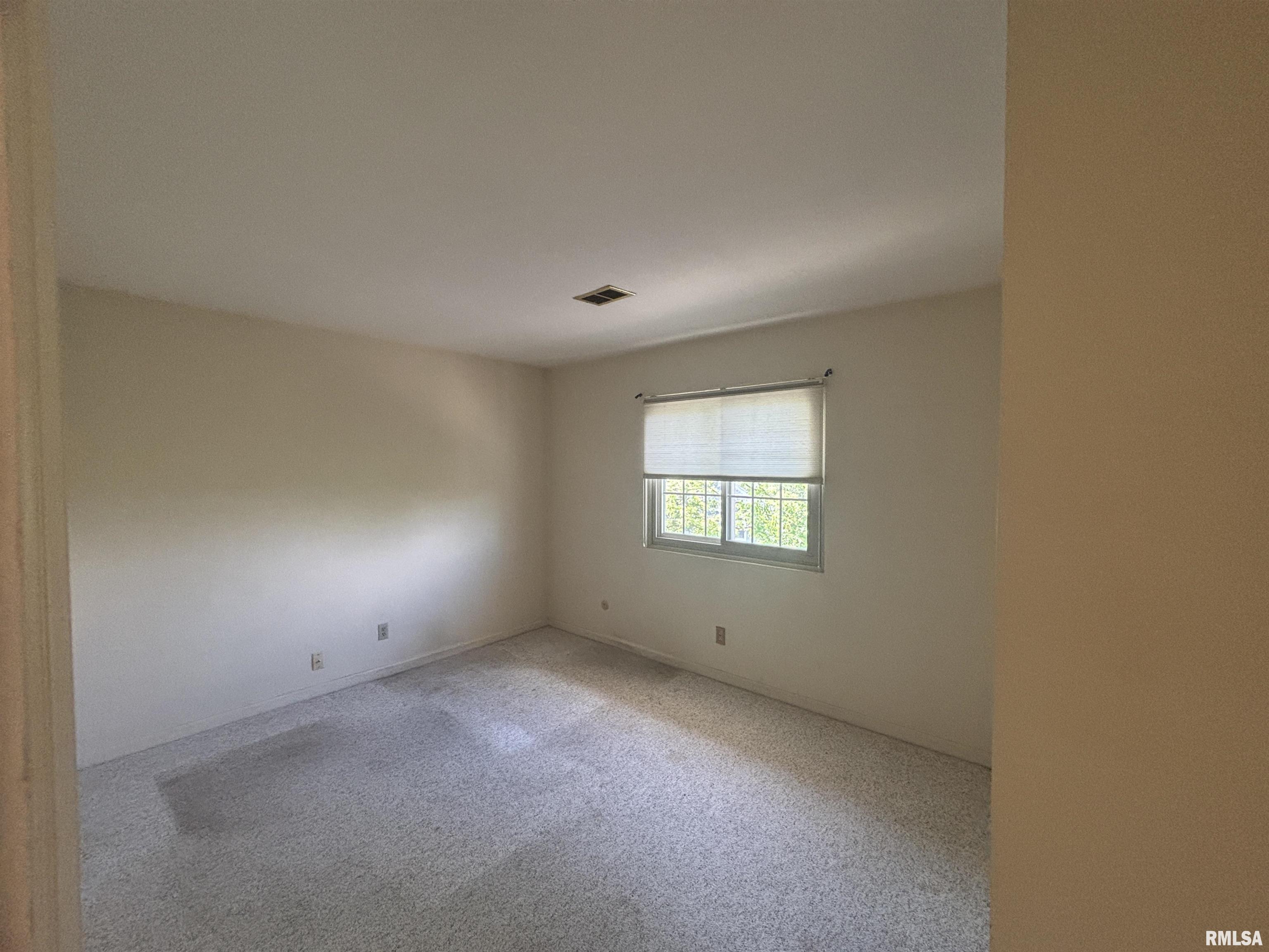 920 17th Street Moline, IL 61265 - Photo 12 of 17