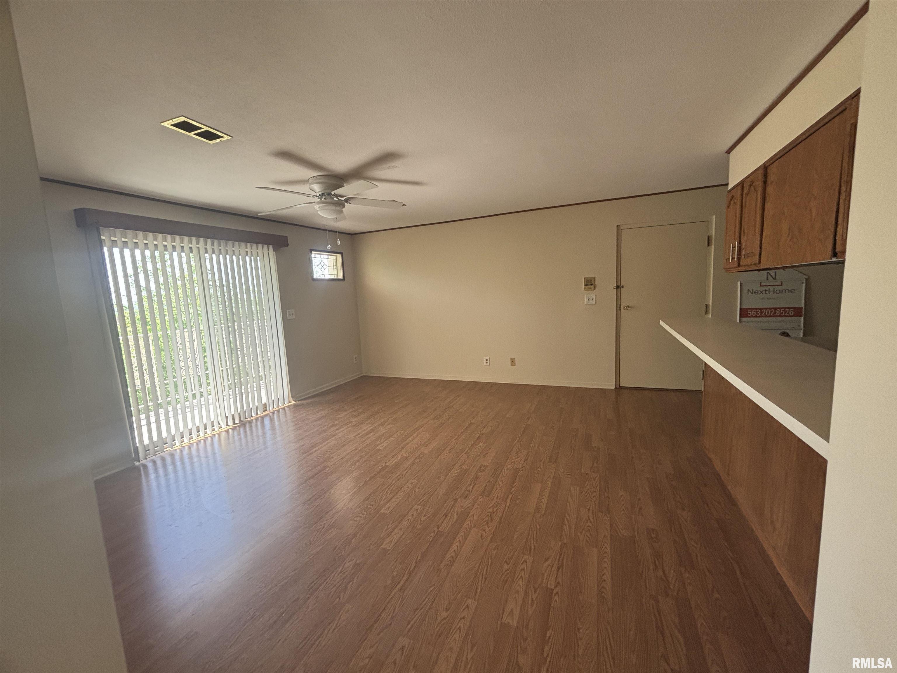 920 17th Street Moline, IL 61265 - Photo 13 of 17